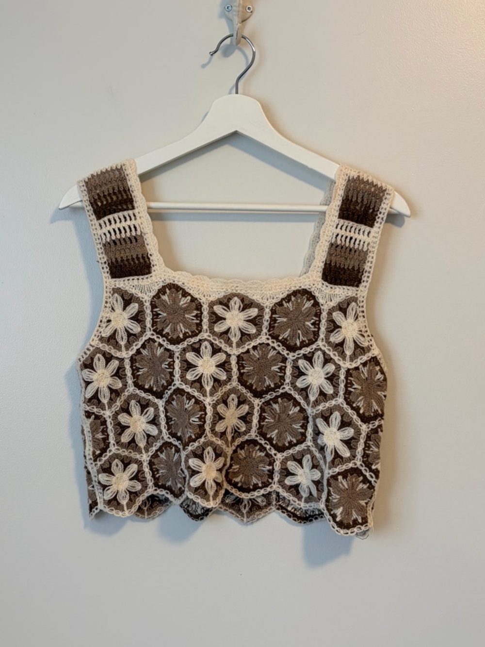 Rebellion Again Crochet Floral Square Neck Crop Top